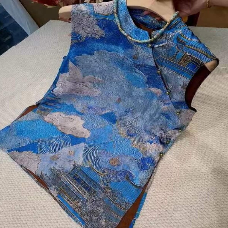 Blue Printed Vest for Women 2026 New Summer Style New Chinese Style Design Super Nice Young-Looking Sleeveless Top Blue Printed Vest for Women 2026 New Summer Style New Chinese Style Design Super Nice Young-Looking Sleeveless Top