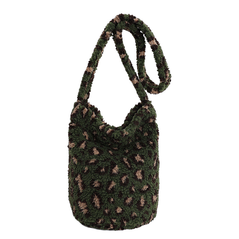 Otoño y invierno lindos bolsos de cordero para mujeres 2025 nueva moda flor bolsos de balde de gran capacidad bolsos de peluche