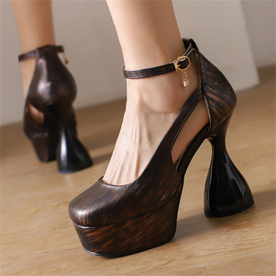 �羳���Q�W���L��ˮ̨�ָ��߸�ЬŮ�A�^һ�ֿێ�����aŮЬ34-50