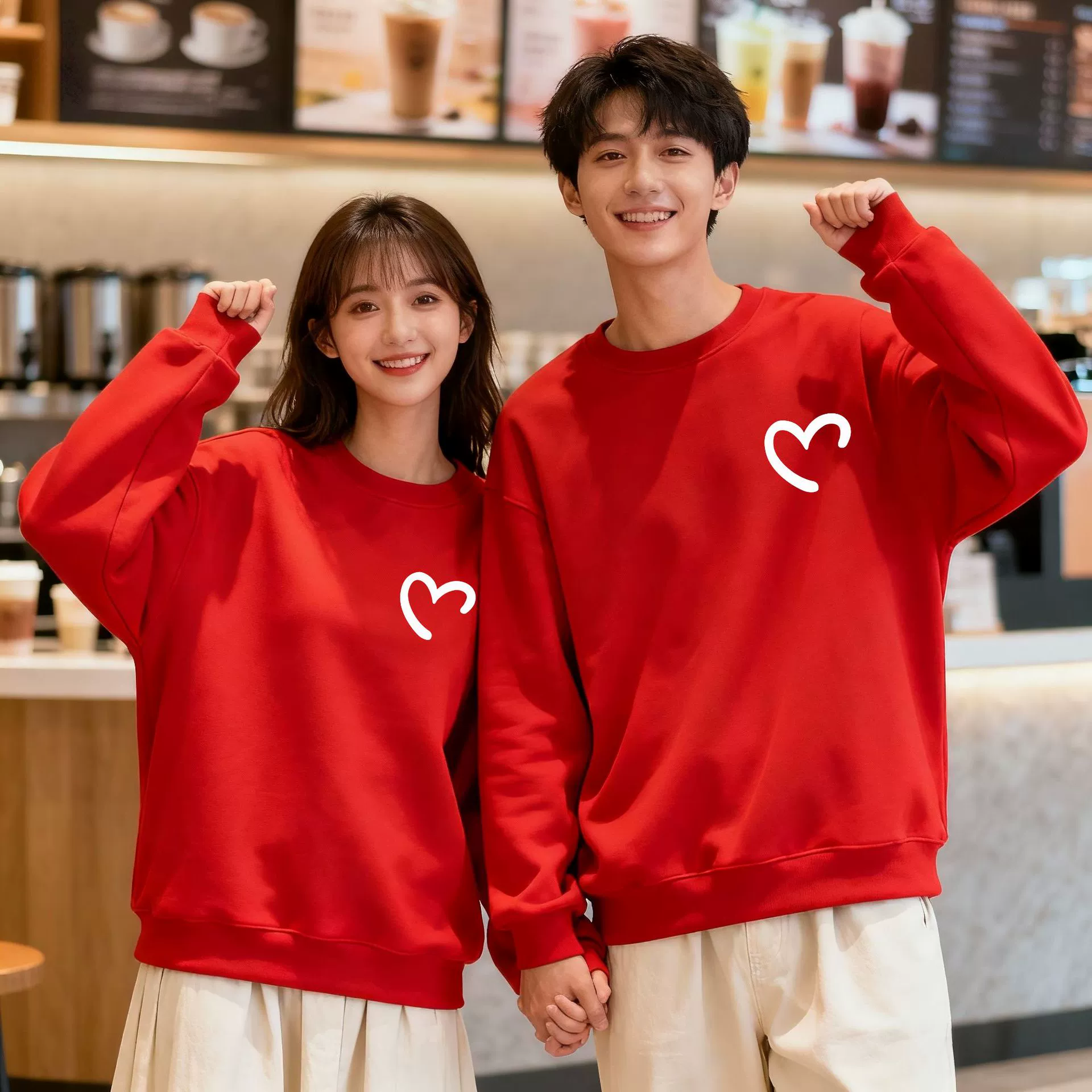 Осенние и зимние новые бархатные пары свитера любят красный год змеи