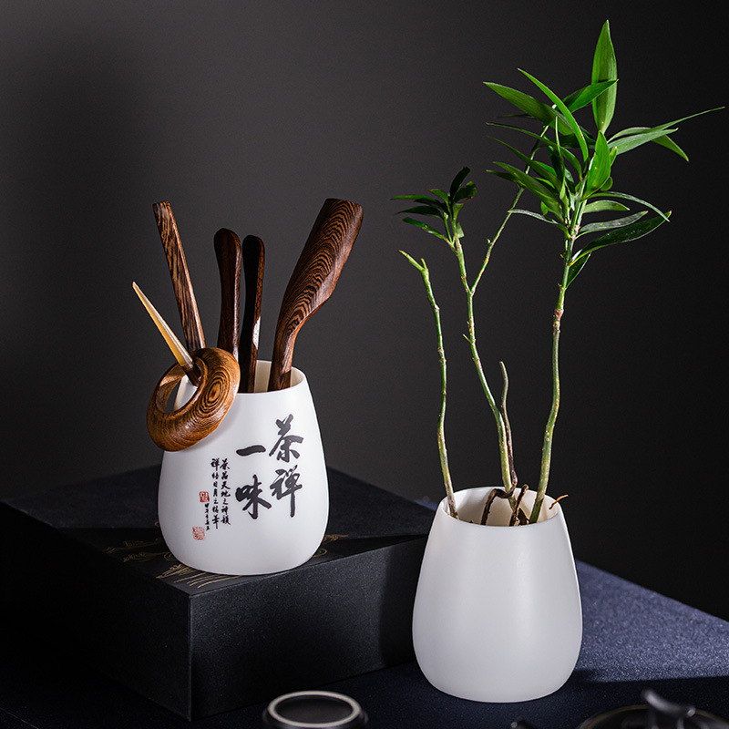 Ganador de ganancia de seda de cabra de jade de porcelana blanca de madera sólida ceremonia del té seis caballeros conjunto de cerámica multifuncional accesorios de vasija de barril