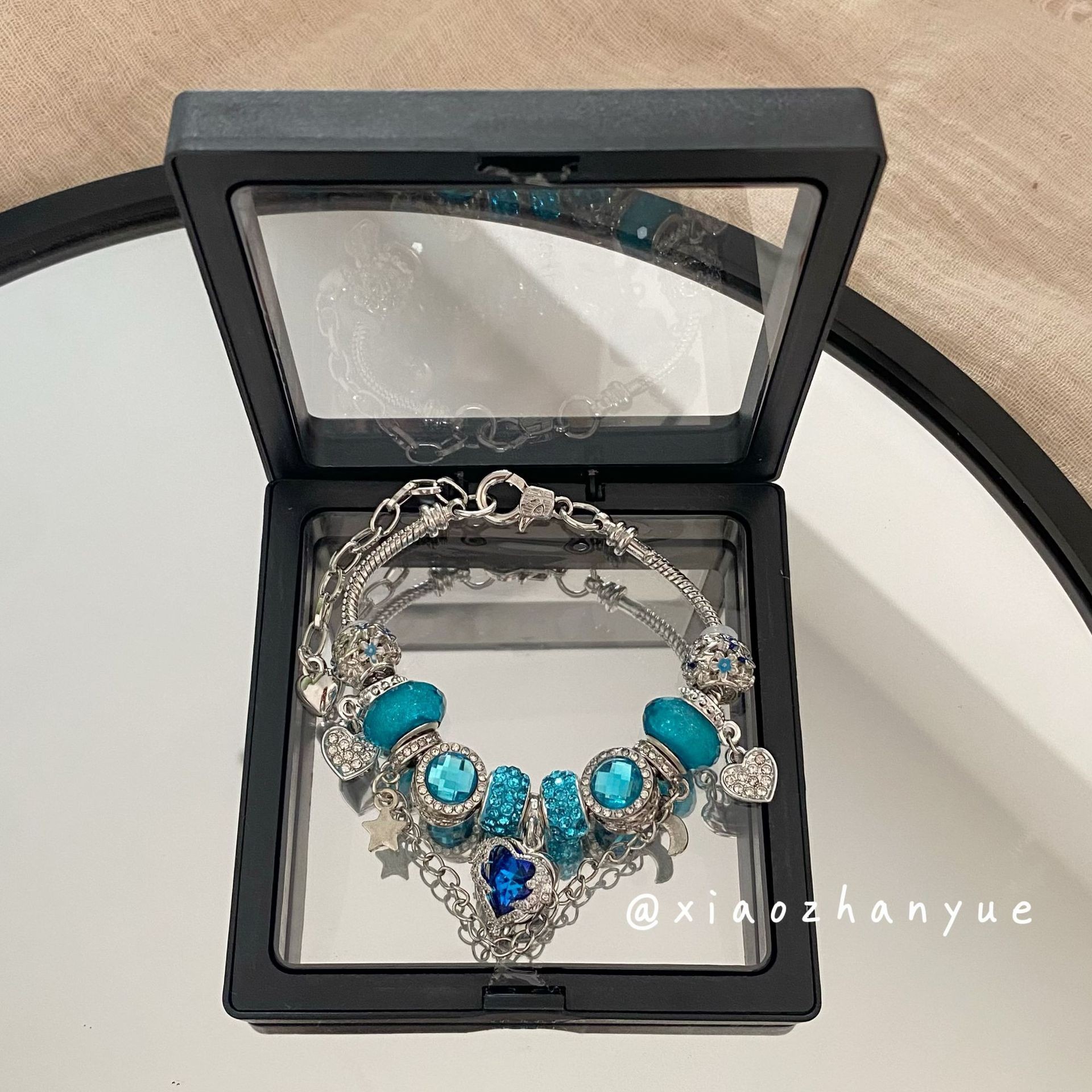 Green angel wings love bracelet (lobster clasp)