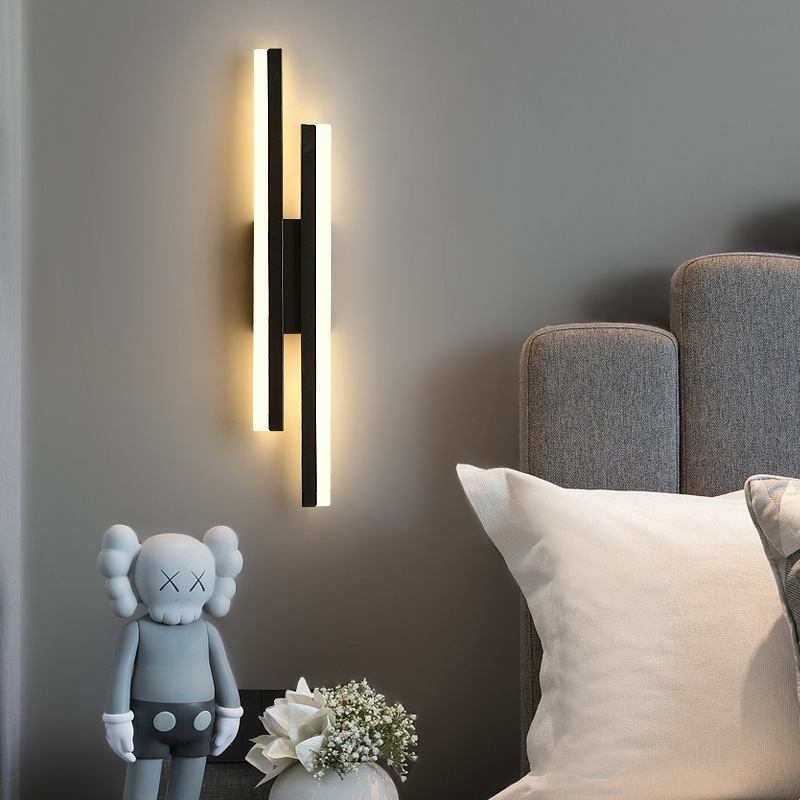 Cross-border simple indoor wall lamp bedroom bedside lamp living room background wall lamp light luxury creative line lamp manufacturers wholesale