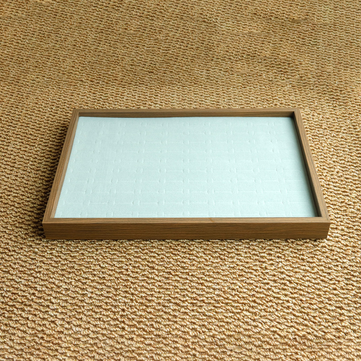 �ں����������������������ִ�ľ�ʳ�������������Ʒ���ɺб�Я