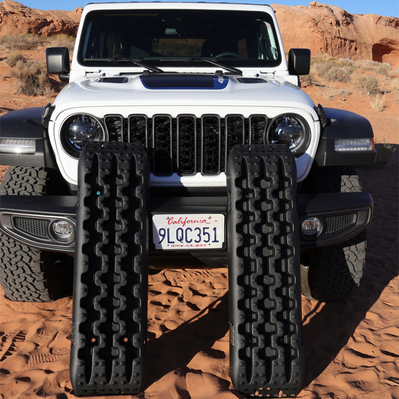 All-Terrain Vehicle Reinforced Nylon Recovery Board for Off-Road Self-Rescue, Outdoor Self-Driving Emergency Rescue Anti-Slip Board