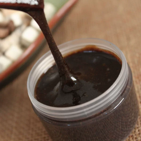 Herbal brightening white skin rejuvenation Jade Rong I only say this is a good facial mask cream, who uses it will know its good
