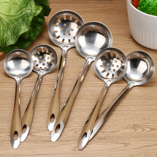 304 stainless steel colander soup spoon kitchen utensils household hot pot soup spoon soup shell soup leak bare body soup spoon wholesale