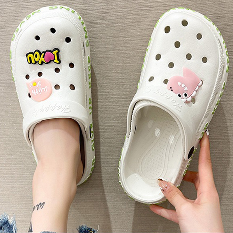 Agujero zapatillas al por mayor Eva al aire libre deriva zapatos baratos de las mujeres lindo dibujos animados par agujero sandalias Hombre zuecos