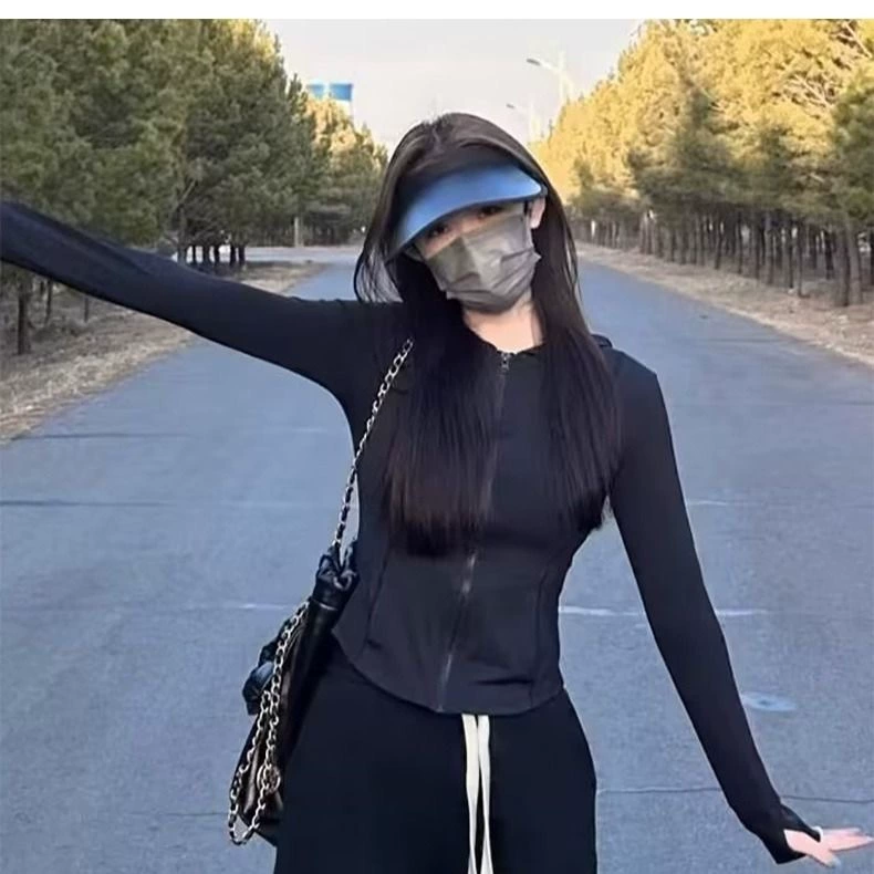 Оно тот же солнцезащитный крем из ледяного шелка