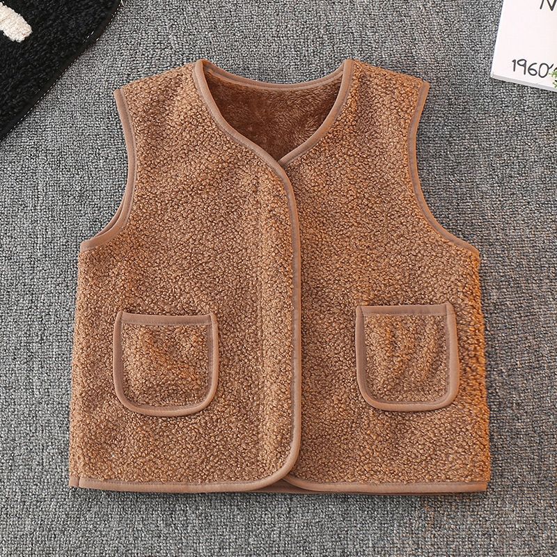 коричневый