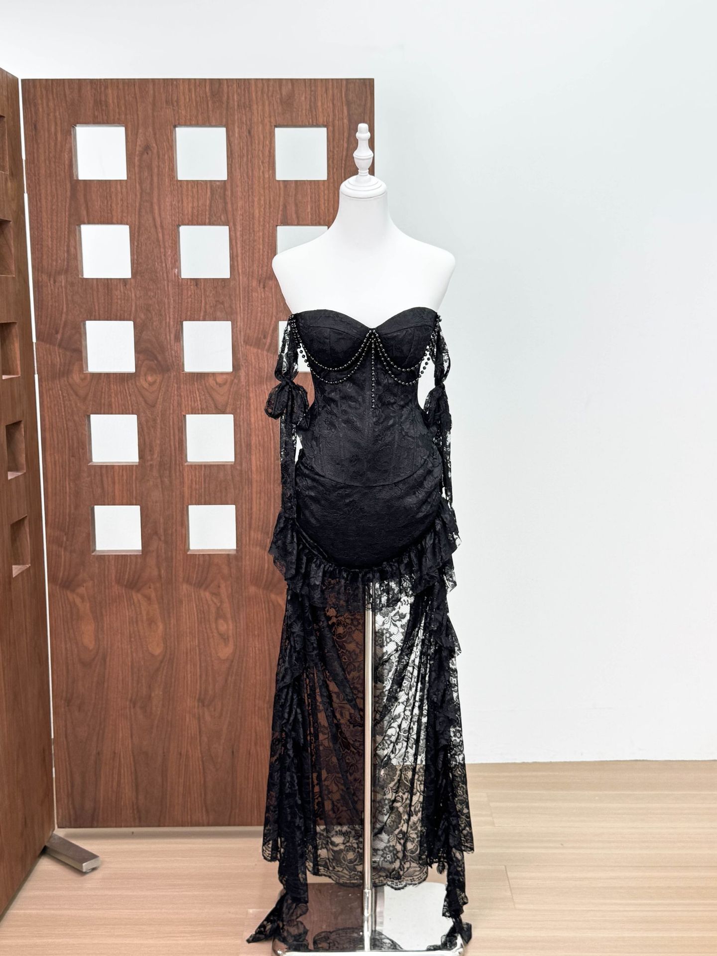 Black (two-piece set)