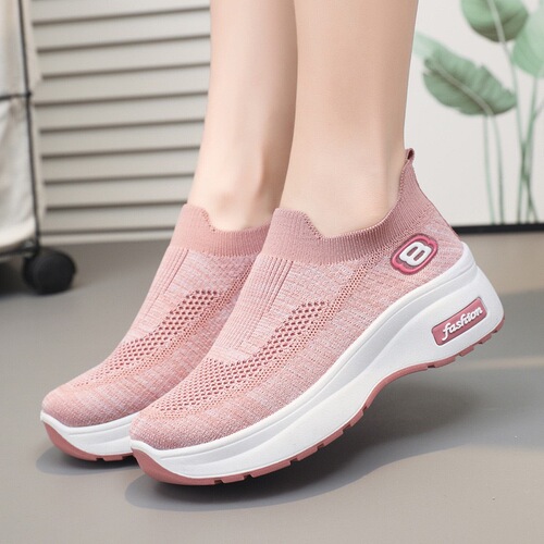 2026 summer soft sole breathable women's shoes height-increasing sneakers spring thick sole women's casual shoes Western-style all-matching soft sole