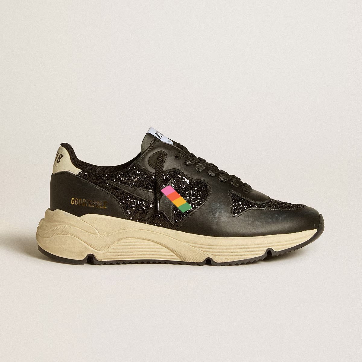 Explosiones transfronterizas de primavera, otoño y invierno de 2025, nuevos zapatos retro coreanos, zapatos sucios, zapatos deportivos de suela gruesa para hombres y mujeres