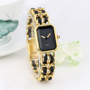 �S�Ҷ���С��ͬ��朗lʽ��朕r��Ů�� �W���Π����s���IŮʿ�ֱ�