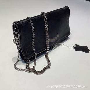 ����Ů��Ƥ�羳����Z&V2025��r�аٴ�s��ɫŮʿ�֙C��