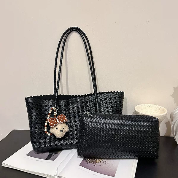 Cross-border super popular niche hollow woven bag for women, 2026 new model, commuter shoulder underarm bag, fashionable handbag
