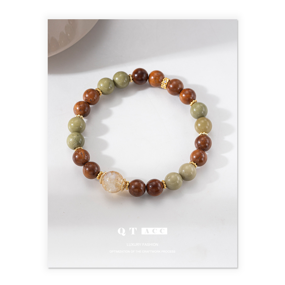 Pulsera retro de alta gama de todo fósforo, temperamento simple femenino, lujo ligero, madera de agar, cristal blanco, joyería con cuentas de ágata Cook