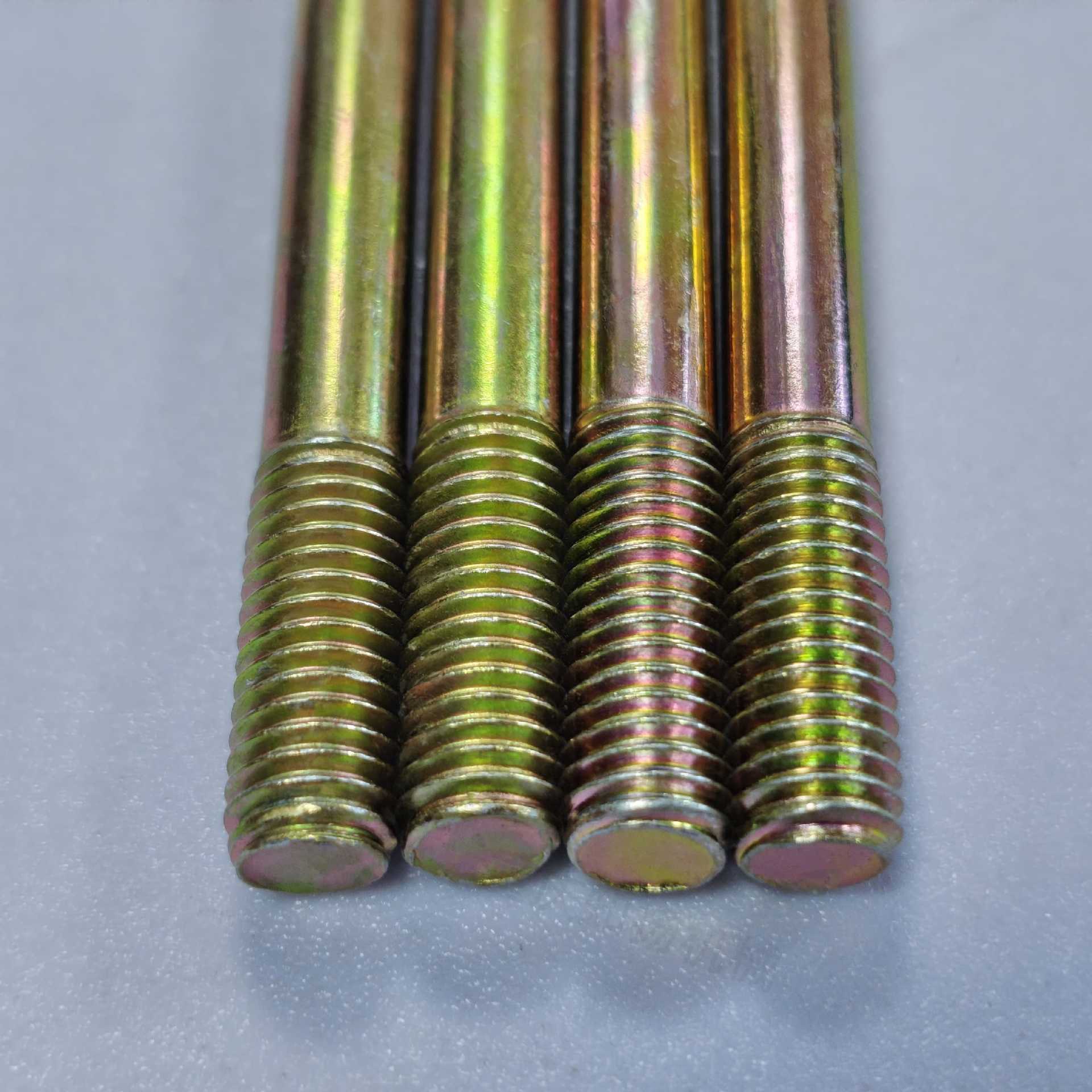 Motorcycle Engine Parts Zongshen Cg200 Steel Column Bolts and Nuts Cg125/Cg150 Cylinder Column Nut Kit