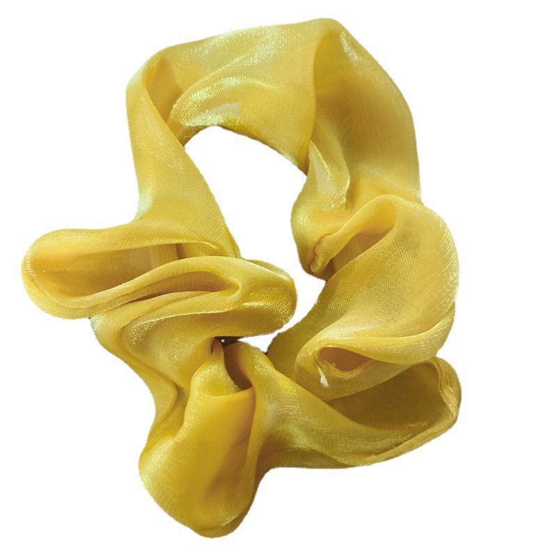 진주 빛 새틴 옐로우