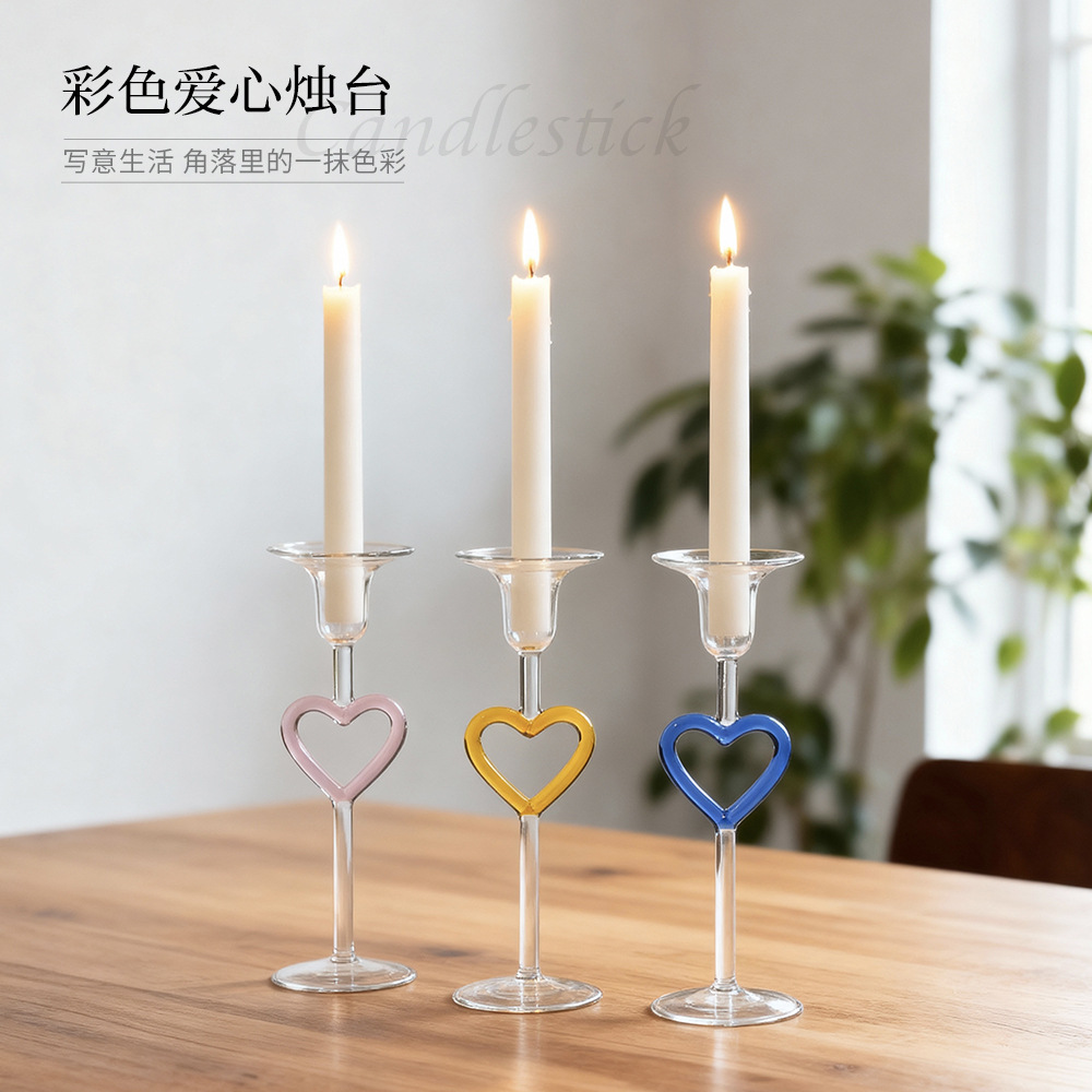Piés altos europeos amor candelabro decoración para el hogar accesorios de boda romántica cena a la luz de velas accesorios de candelabro de color
