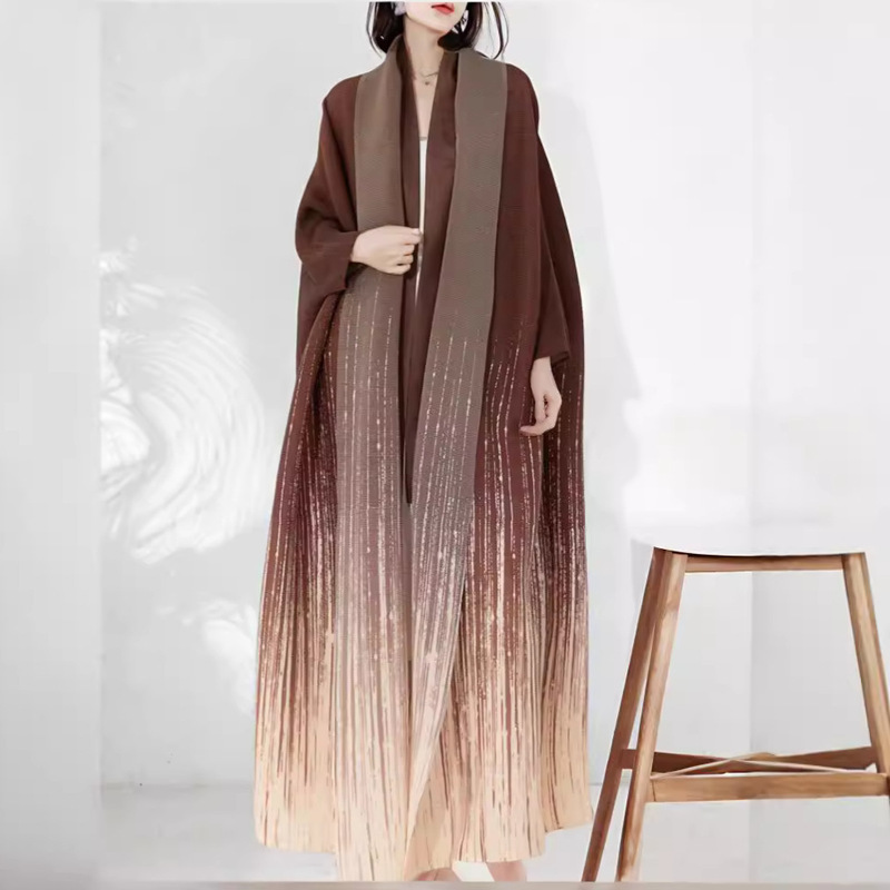 Gradient Lace-up Bat Sleeve Pleated Trunker Women's Western Style Goddess Loose Long Miyake Jacket Top plus size Gradient Lace-up Bat Sleeve Pleated Trunker Women's Western Style Goddess Loose Long Miyake Jacket Top plus size