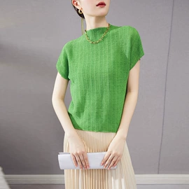 连衣裙;女式T恤;时尚休闲套装