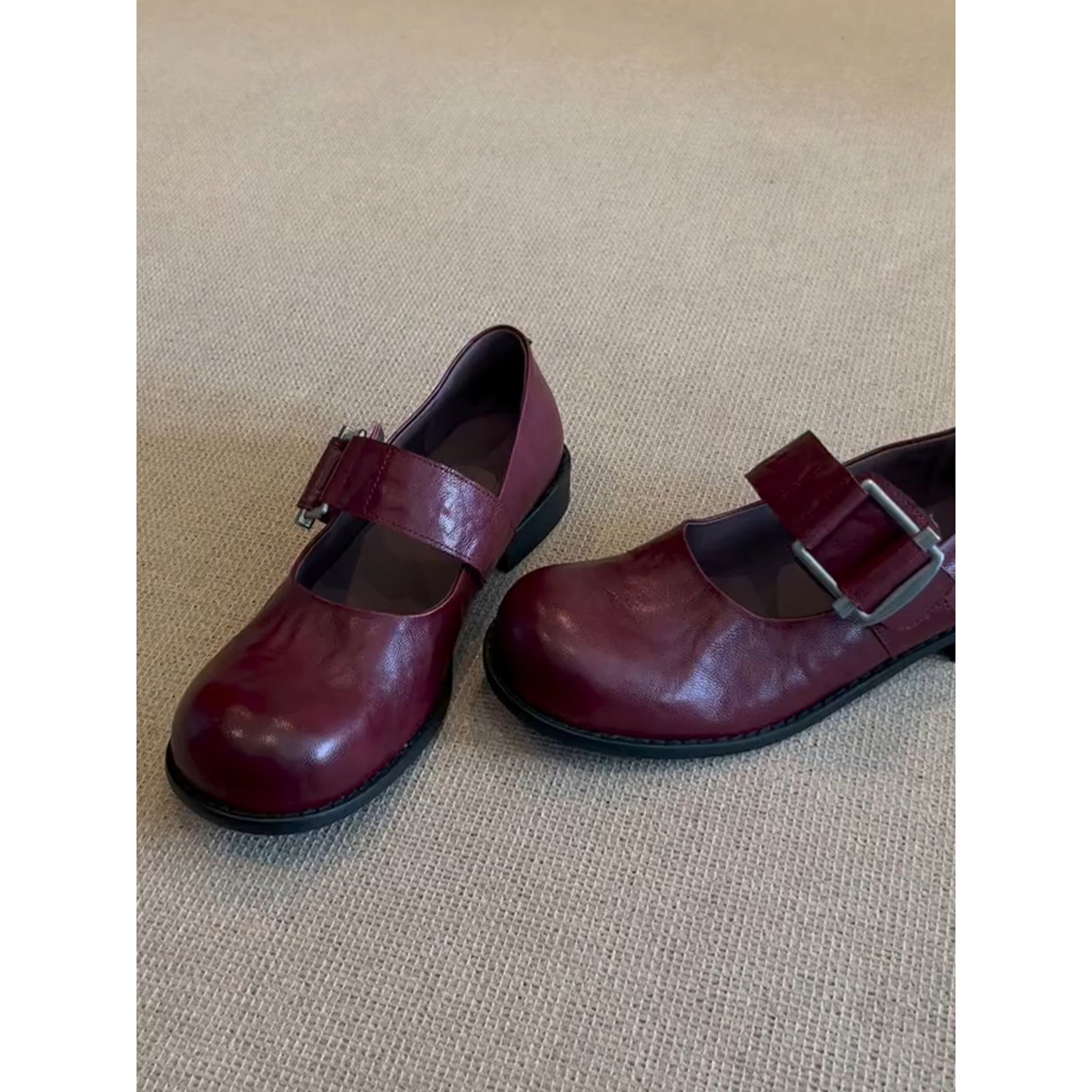 in stock and fast delivery ~ Japanese retro good wear not tired feet handmade small leather shoes buckle Mary Jane shoes women