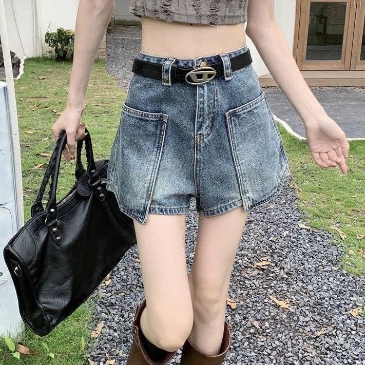 Lời bài hát: Blue (No Belt - Pants)