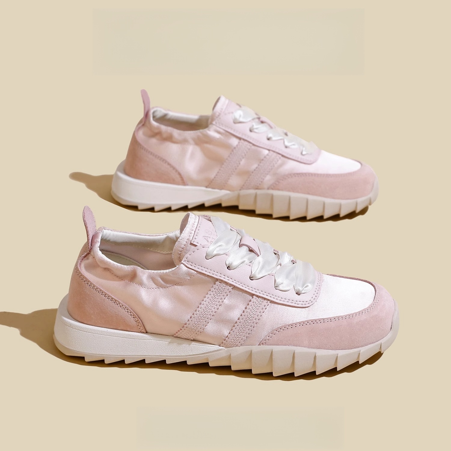 Forrest Gump Schuhe für Damen 2024 Frühjahr neu weicher Boden rutschfestes echtes Leder Retro farblich passender deutscher Trainingsschuhtrend_voghion.com