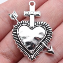 39x23mm 5.1g ����ɫ ��Ʒ��� ���ط�ʮ�ּ�һ�����İ��ĵ�׹
