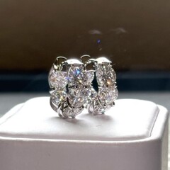 クロスボーダーホットセールダイヤモンドイヤリング、ライトラグジュアリーイヤリング、ヨーロッパとアメリカのファッション、多用途のフルダイヤモンドイヤリング、イヤリング、女性用のエレガントなイヤリング
