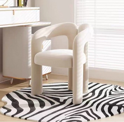 ?新款沙发椅奶油风化妆凳女生卧室梳妆凳家用轻奢梳妆台凳子靠背