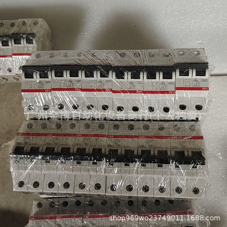 S202M-C32DC  全 新 原装现货     议价