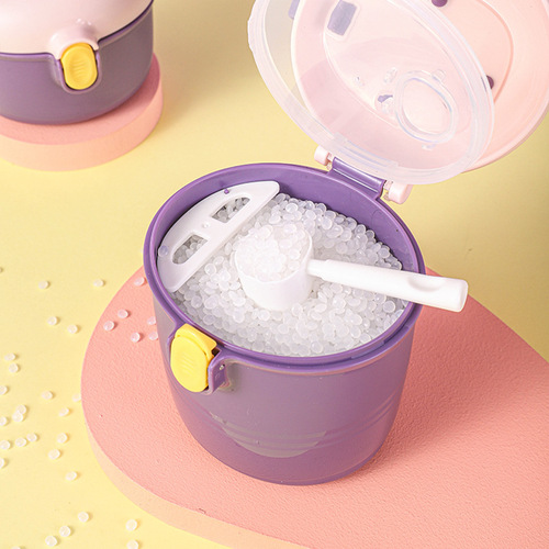 Baby portable milk powder box, snack box, complementary food storage box, independent out-and-out milk powder compartment, milk powder packaging box