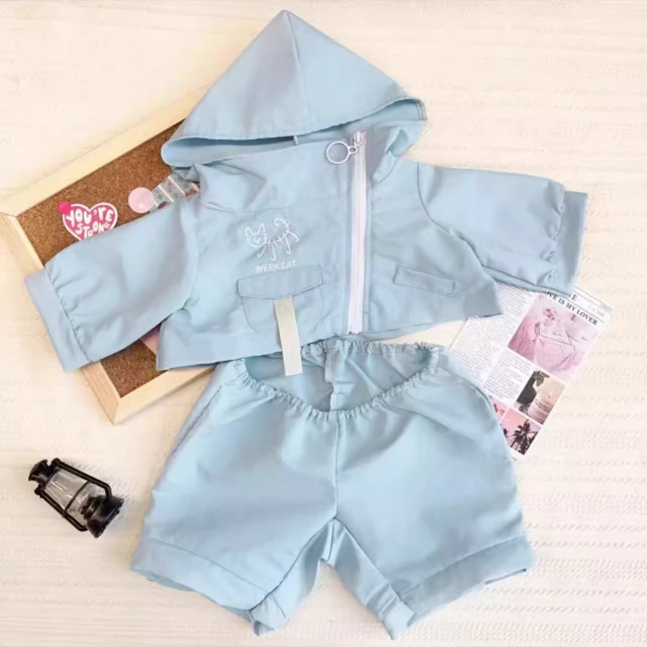 Синяя куртка, штаны