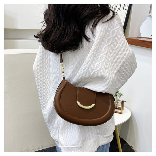 Vintage Bag Women's 2024 New Arrival Trendy Fashion Texture Shoulder Underarm Bag Solid Color High-End Style Crossbody Saddle Bag