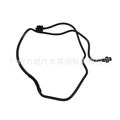 Water tank auxiliary water tank overflow hose
