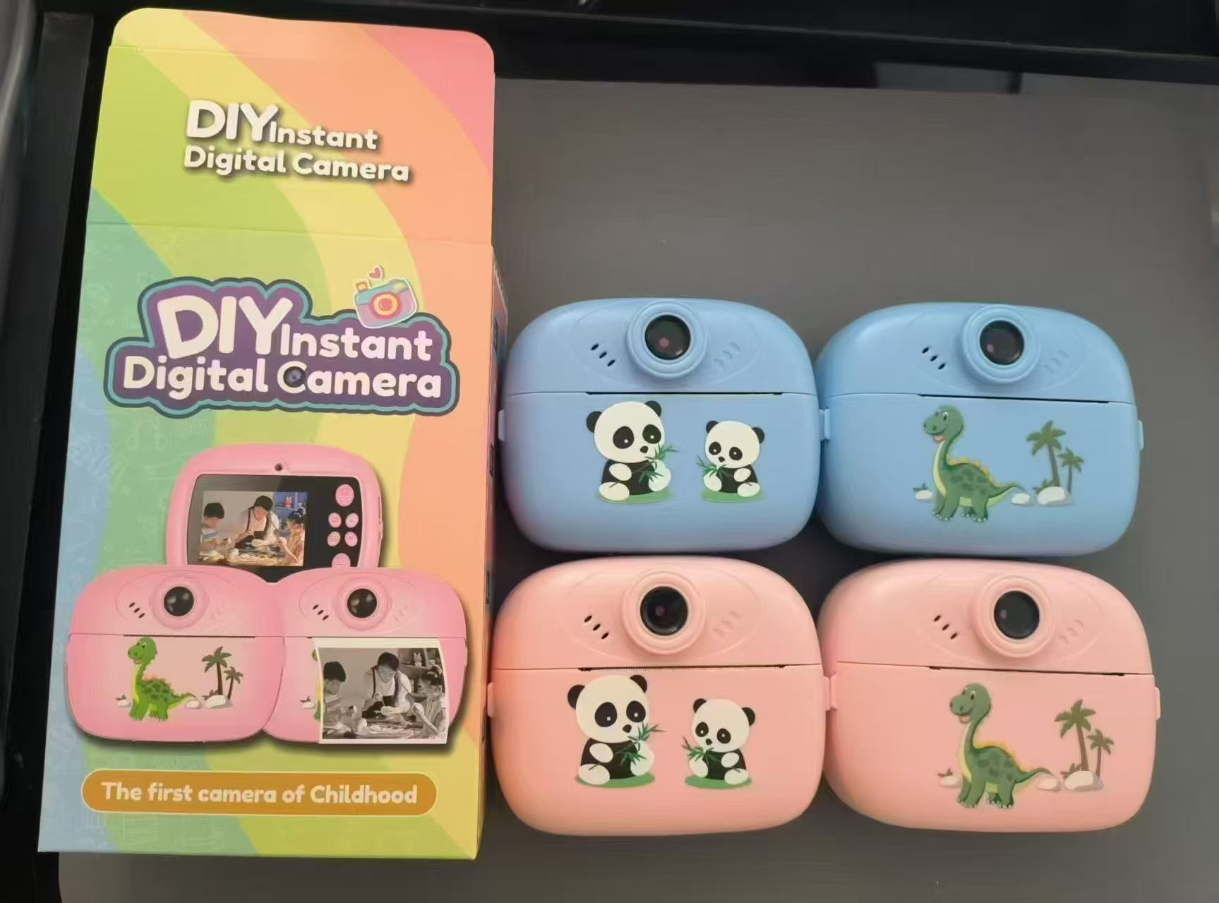 X2子供カメラは高精細ミニプリントカメラで撮影できます。