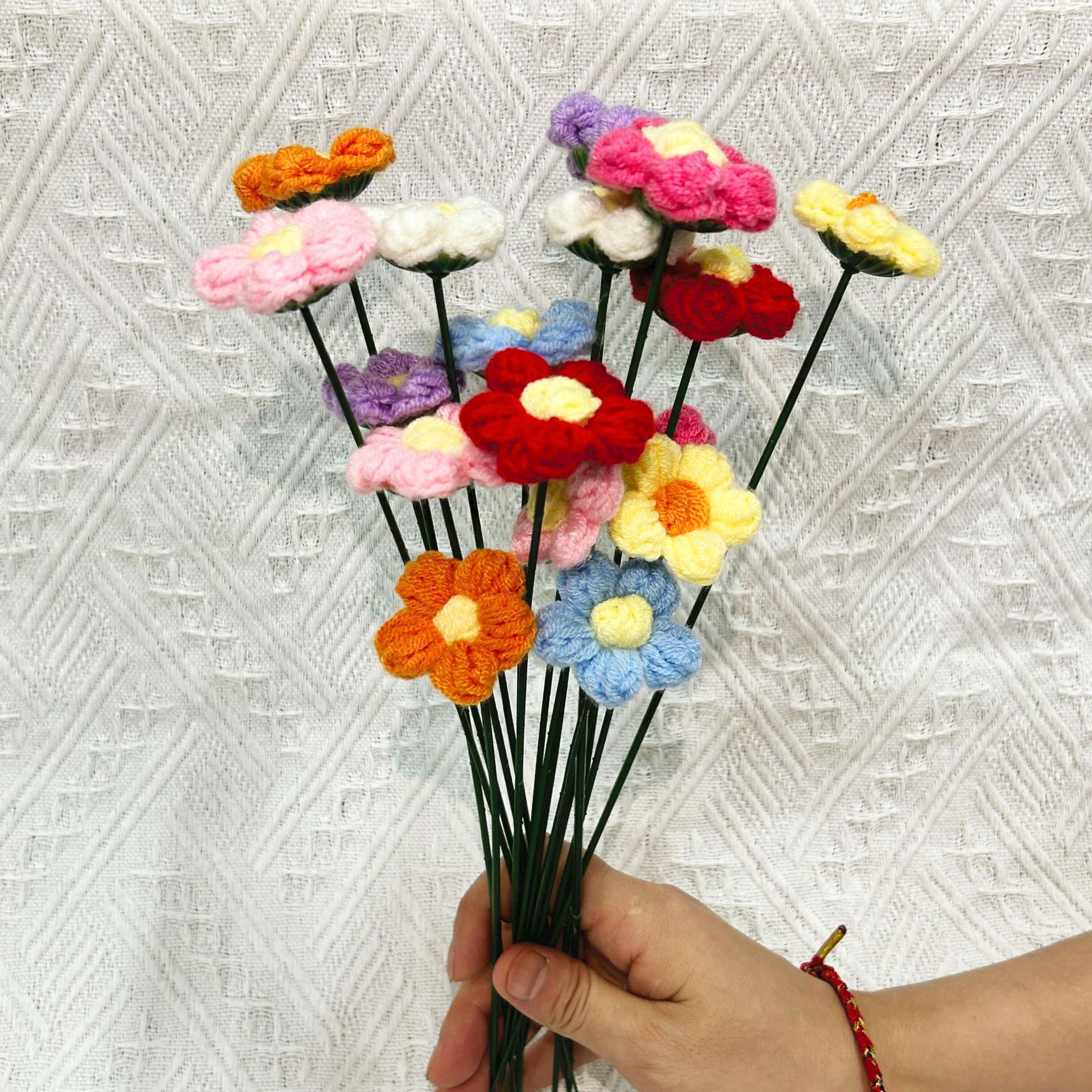 毛线花手工diy针织毛线泡芙小花马卡龙花色配件花束成品配花批发