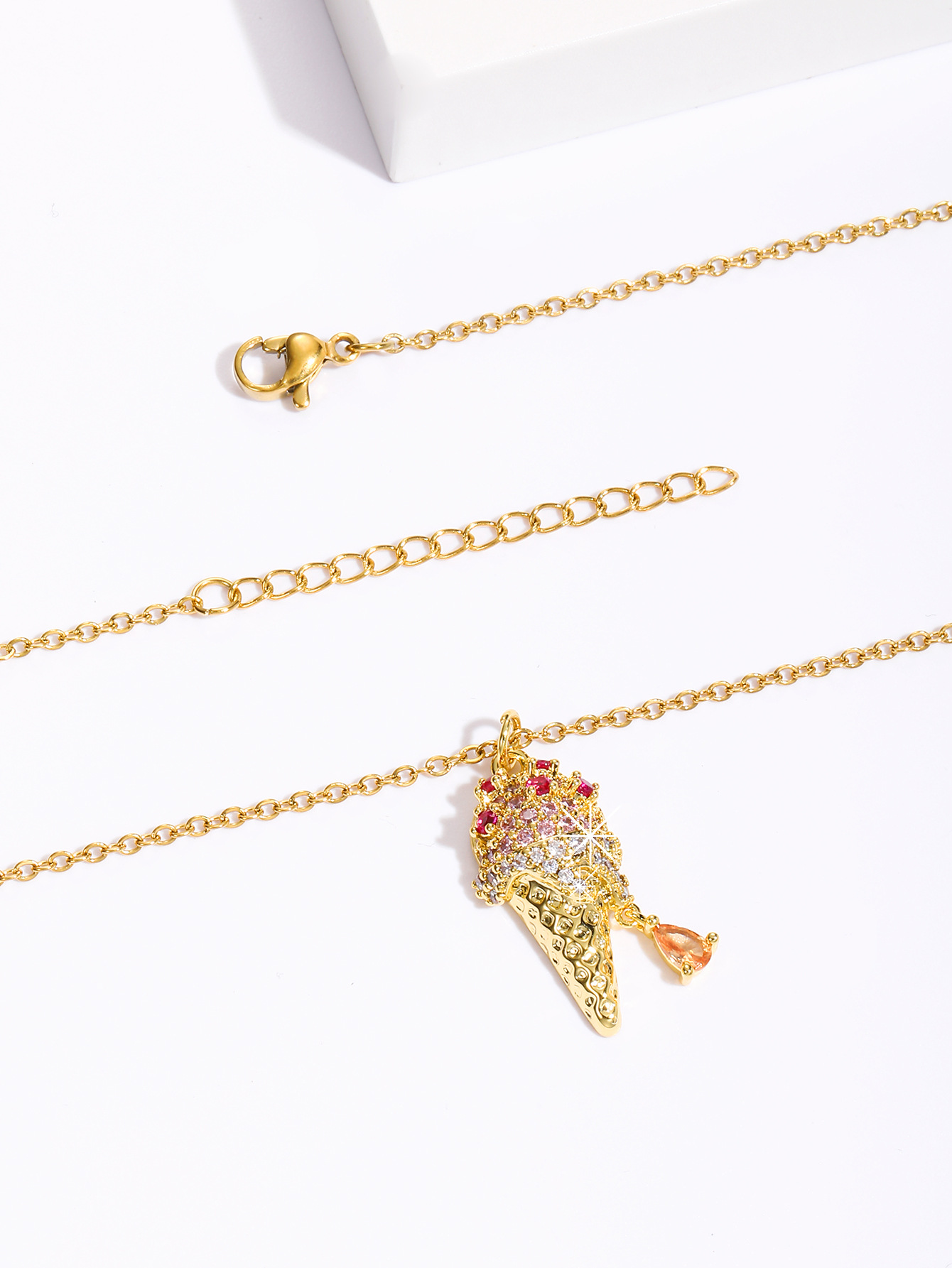 Fashion Copper Plated 18k Gold Ice Cream Cone Pendant Necklace display picture 2