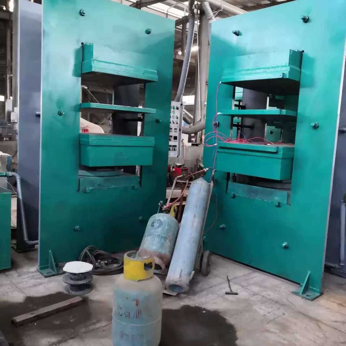 260T橡胶硫化机 600*600平板硫化机 四柱硫化机