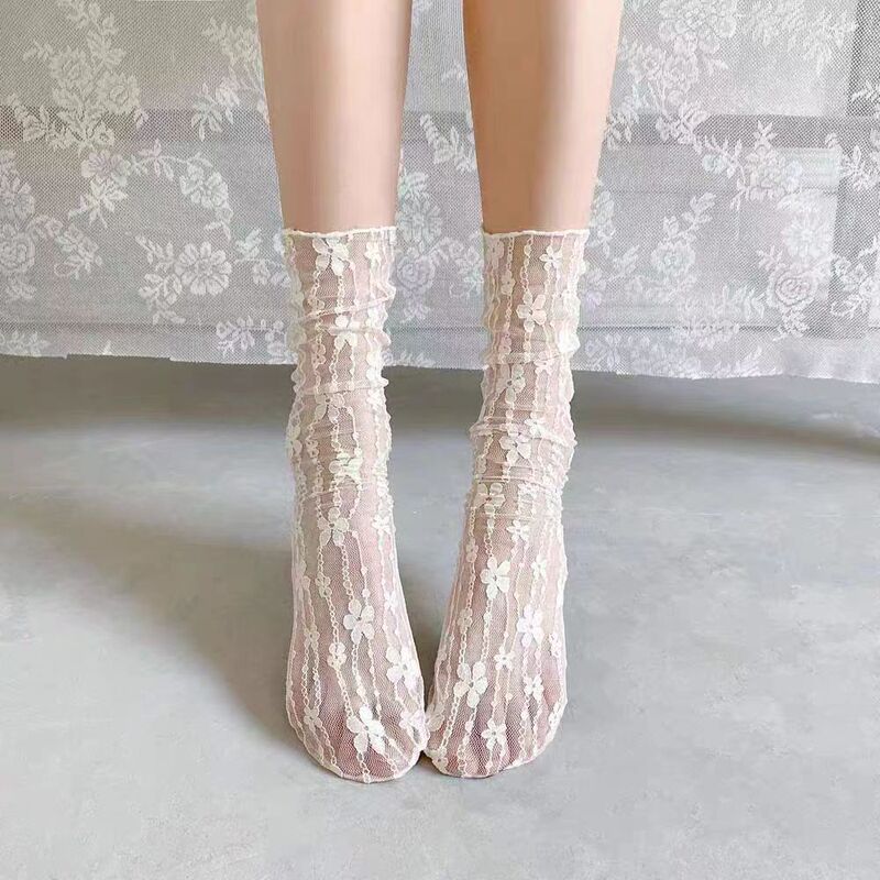 Lace Floral Mesh Breathable Socks for Women, Fresh Mid-Calf Style, New Mesh Japanese Jk Sweet Stacked Casual Socks