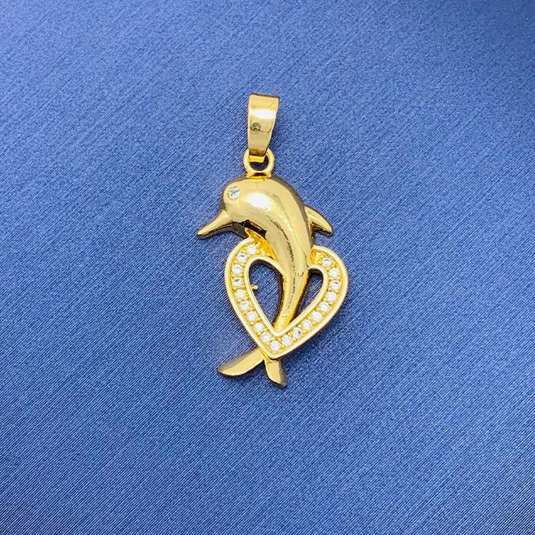 2022 nuevo trébol giratorio simple cien colgante fuente joyería fábrica al por mayor directa sin cadena