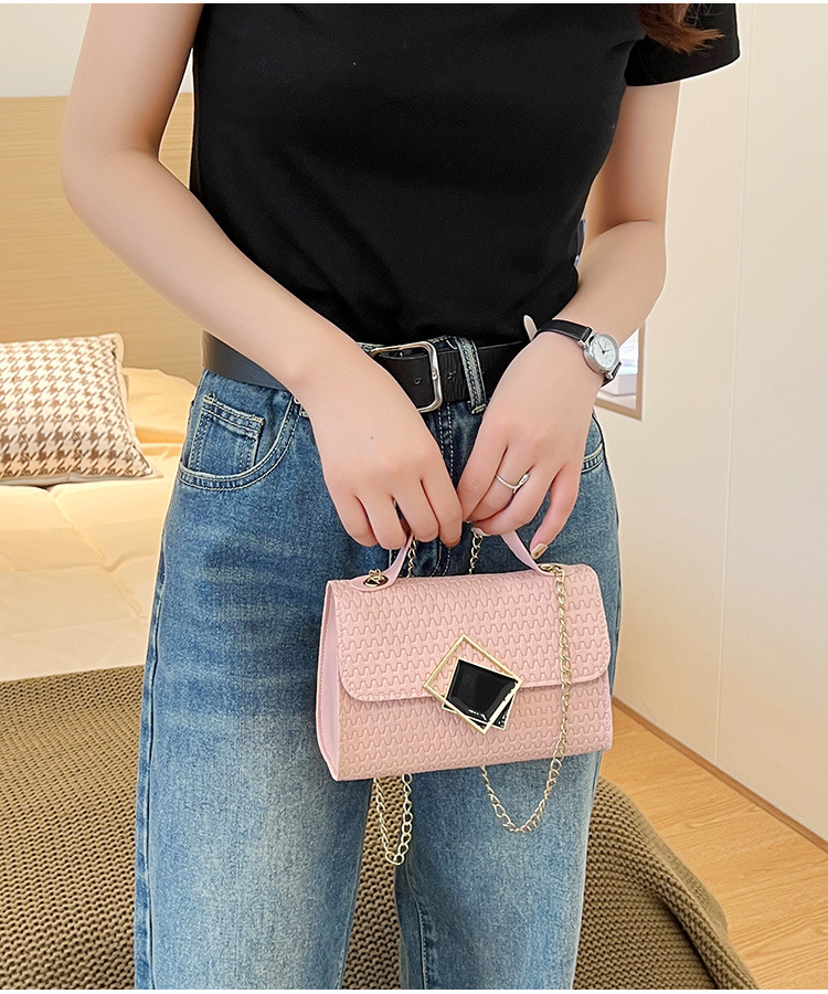 All Seasons Season Women's Small Pu Leather Lingge Fashion Square Magnetic Buckle Crossbody Bag