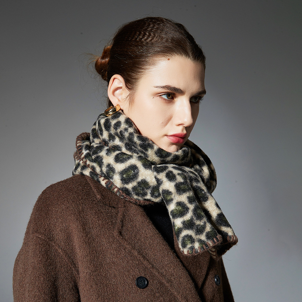 High-end Autumn And Winter Leopard Scarf