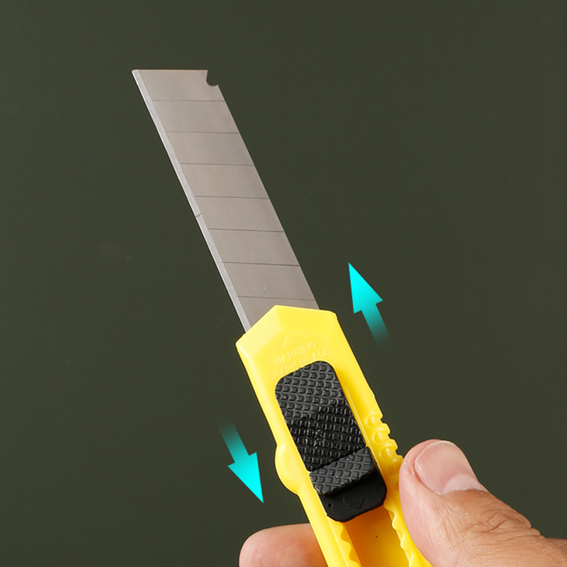 Cuchillo utilitario multifuncional Cuchilla de repuesto retráctil Cuchillo de corte pesado Cuchillo de papel tapiz expreso Cuchillo de desembalaje de mango antideslizante