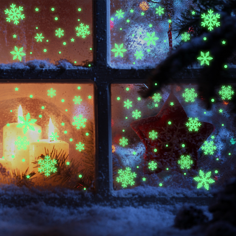 クリスマスのステッカー夜光の雪の窓は蛍光の雪の切れの壁を貼ってクリスマスの装飾の窓の静電気を貼って絵を貼って光ります。|undefined