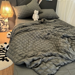 Summer air conditioning quilt high-grade gray bubble summer cool quilt four-piece striped summer quilt dormitory cool thin quilt