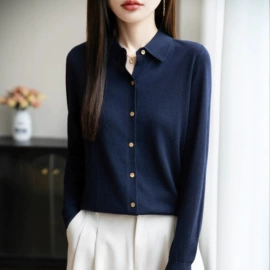 女式针织衫;女式T恤;毛衣