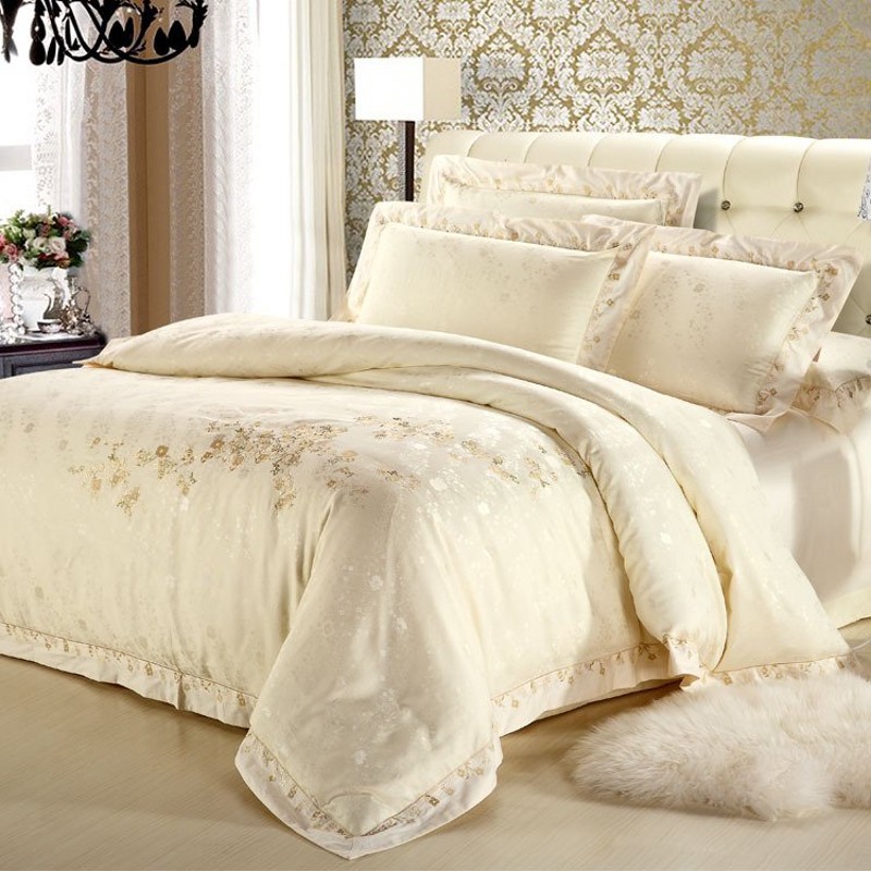 핫아이템 - 컬러풀 뷰티 커스터드